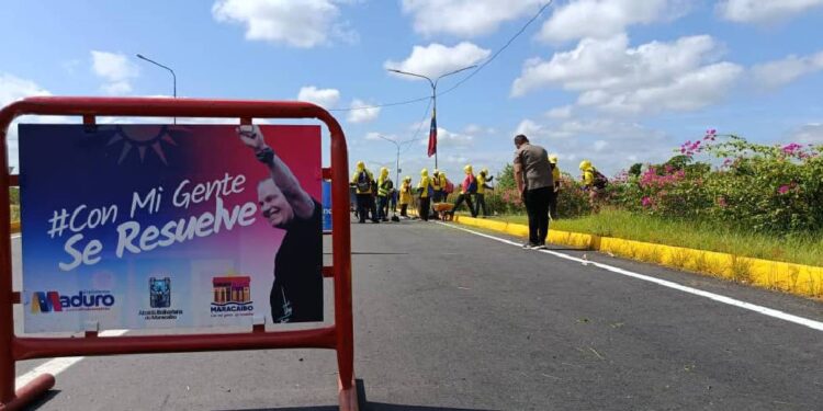 Alcaldía de Maracaibo activa operativo especial de limpieza y saneamiento en la vía al aeropuerto