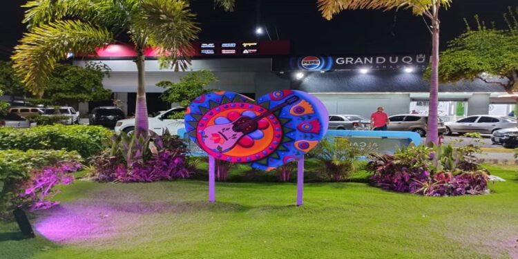 Alcaldía de Maracaibo reinauguró Plaza de La Madre ¡Nuevo paisajismo!