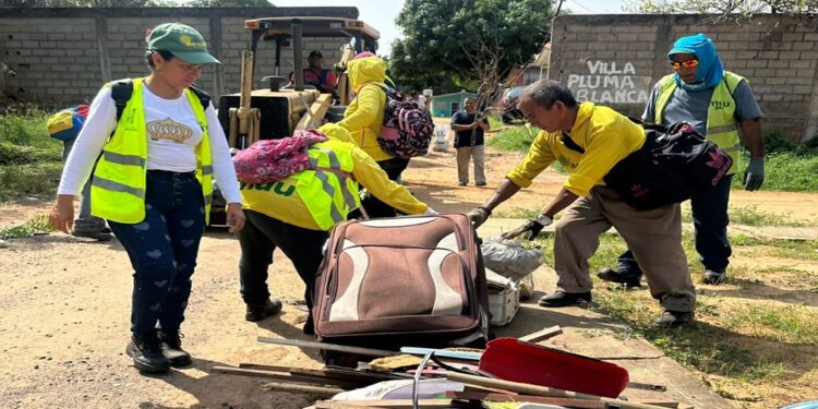 Operativo ¡Saca tu Cachivache! de la Alcaldía Bolivariana de Maracaibo benefició a vecinos de Villa San Isidro
