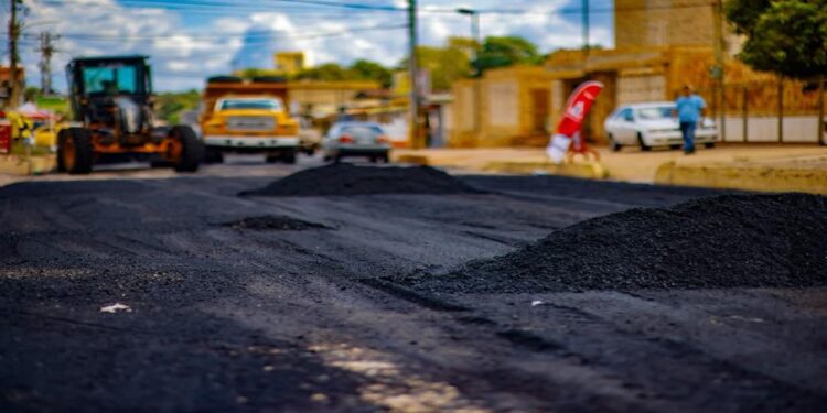 35.000 beneficiados: Gobernación del Zulia ejecuta rehabilitación vial en tres parroquias de Maracaibo