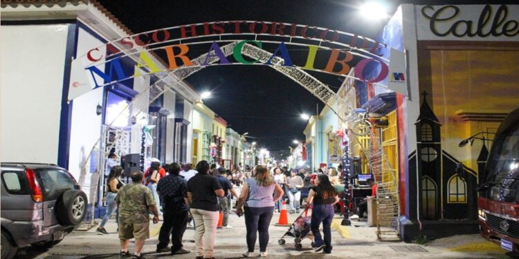 La Calle Carabobo celebra la Navidad con “Vive la Retreta”