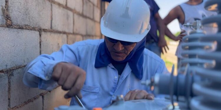CORPOELEC beneficia a 24 mil habitantes de San Isidro con despliegue integral en Maracaibo