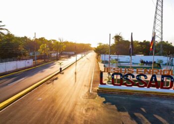 Gobernador Caldera entrega rehabilitado corredor vial Jacob del municipio Jesús Enrique Lossada