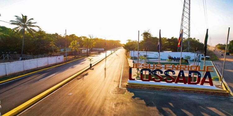 Gobernador Caldera entrega rehabilitado corredor vial Jacob del municipio Jesús Enrique Lossada