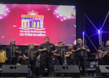 Gaiteros de Corazón en Navidad dieron último concierto en Santa Lucía