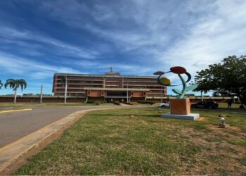 Plan Cayapa de la Salud muestra avances en rehabilitación del Hospital de Especialidades Pediátricas