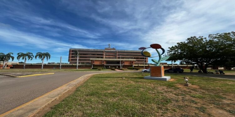 Plan Cayapa de la Salud muestra avances en rehabilitación del Hospital de Especialidades Pediátricas