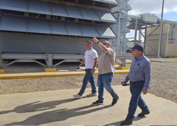 Ministro Márquez supervisa mejoras en instalaciones eléctricas del estado Falcón