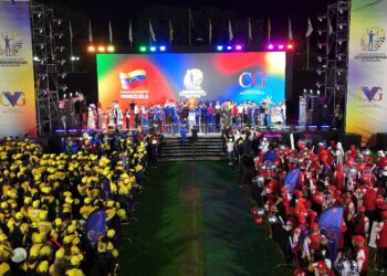 Fuerza laboral en movimiento: 8.600 atletas dan inicio a los Juegos Interempresas de Guayana