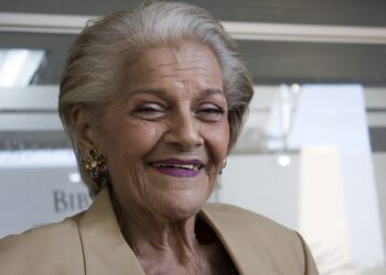 Tranvía de Maracaibo honra la memoria de la periodista Marlene Nava por sus aportes a esta Fundación