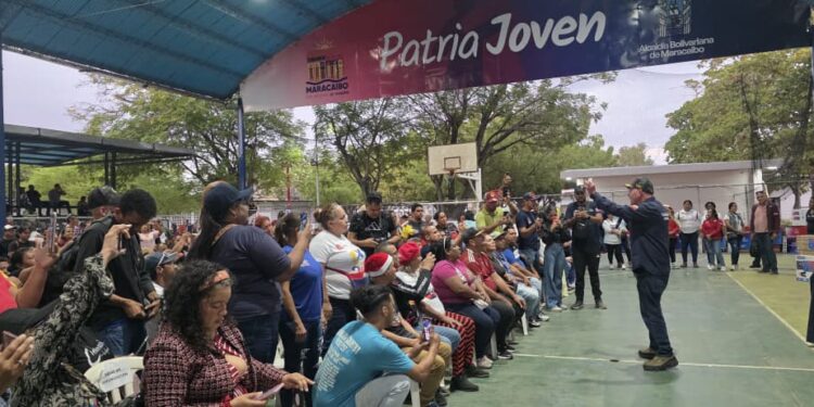 Alcaldía de Maracaibo impulsa Botica Comunal programa pionero en el país ¡En salas de autogobierno!