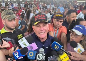 Alcaldía de Maracaibo impulsa Botica Comunal programa pionero en el país ¡En salas de autogobierno!