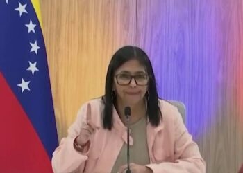Delcy Rodríguez confirma la fecha para el reinicio de clases