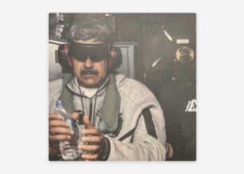 Trump publica la primera foto de Maduro tras la captura: Está a bordo del USS Iwo Jima