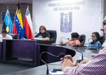 CMBM se declara en sesión permanente y exige liberación del presidente Nicolás Maduro y su esposa Cilia Flores