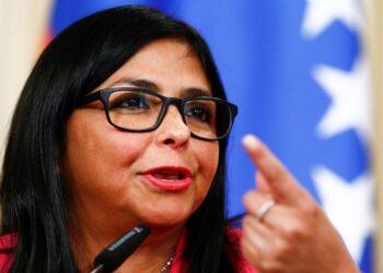 Delcy Rodríguez anuncia el proceso para el retorno de diplomáticos de EE. UU. a Venezuela