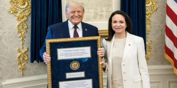 Esto dijo Donald Trump tras la visita de María Corina Machado (+Detalles)