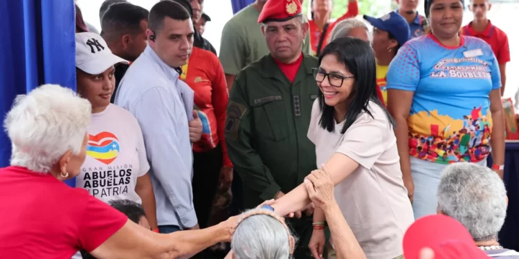 Gobierno nacional despliega jornada de atención social integral en La Guaira