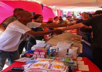 Mercado popular de la Alcaldía de Maracaibo llega a la plaza Bolívar