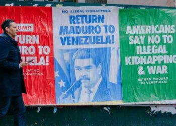 Movimientos sociales en EE. UU. tapizan Nueva York con consignas a favor de Maduro