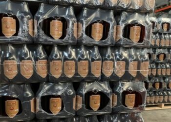 Orgullo crepuscular: Ron añejo de Lara llega a las estanterías más competitivas del mundo