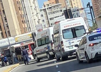 Rápida respuesta del Cuerpo de Bomberos de Maracaibo en accidente vial en Bella Vista