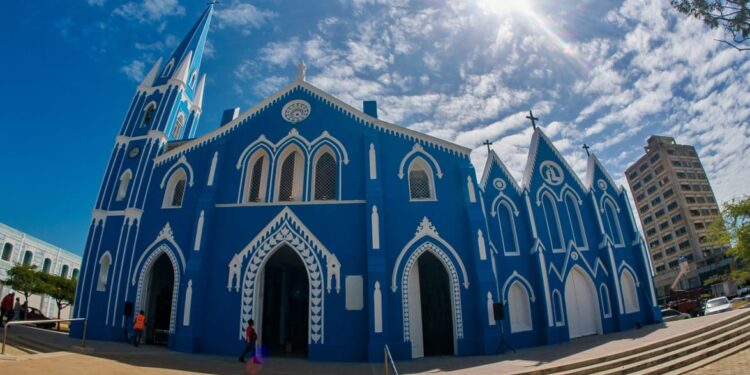 Gobernación Bolivariana del Zulia entrega restauración de la Iglesia Santa Bárbara