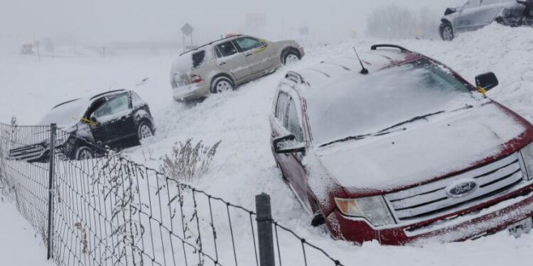 EE. UU. bajo cero: 15 estados en alerta máxima ante el embate de una tormenta invernal histórica