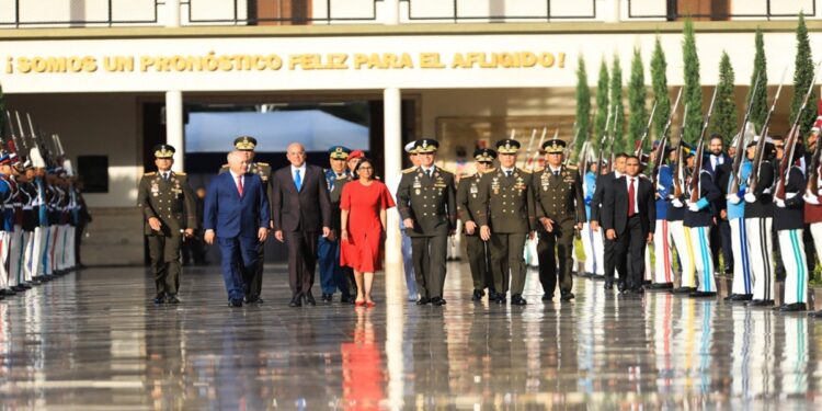 FANB jura lealtad y respaldo a la Presidenta (E) Delcy Rodríguez