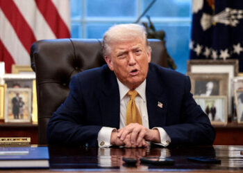 Trump anuncia reapertura del espacio aéreo comercial con Venezuela tras conversación con Delcy Rodríguez