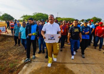 Gobernador Luis Caldera supervisa trabajos de recuperación de ciclovía y patinódromo de Vereda del Lago II