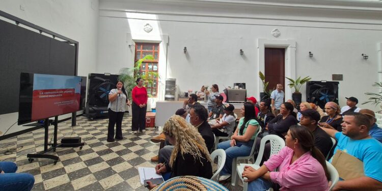 Zulia: Comunicación popular se fortalece contra la guerra cognitiva y los «fakes»