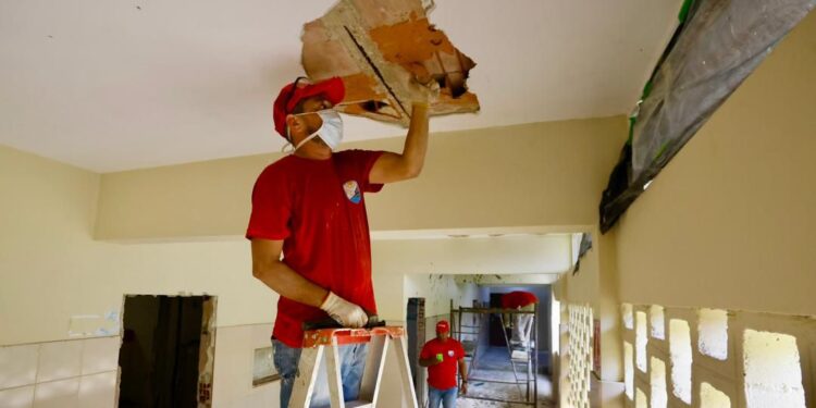 Gobernador Luis Caldera inicia trabajos de rehabilitación en el Hospital I San Rafael de Mara