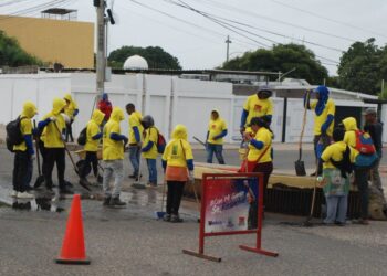 Corredor vial La Rotaria-Modines en la parroquia Raúl Leoni saneado por la Alcaldía de Maracaibo