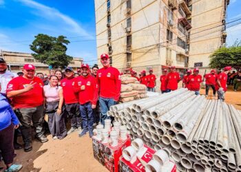 Gobierno Bolivariano inicia rehabilitación de 40 edificios de Ciudad del Sol en San Francisco