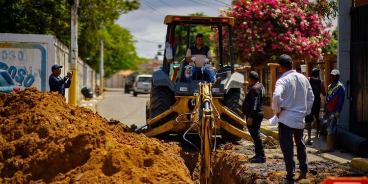 Gobernación del Zulia e Hidrolago inician sustitución de colectores en el sector Los Pescadores en Maracaibo