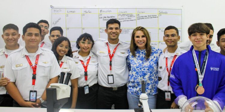 Ana Clara de Di Martino: Hay mucho talento joven en robótica ¡Encuentro Educativo!