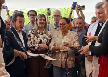 Roselyn de Caldera: Galería de Arte Julio Árraga marca un hito con obras de 70 artistas en sus distintas expresiones