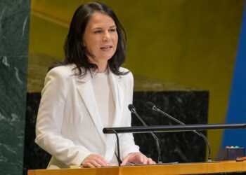 Presidenta de la ONU alerta: no se debe seguir a Trump solo por “llevarnos bien”