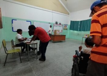 Comuna Ciudad Socialista Lossada se moviliza en la Consulta Popular Nacional