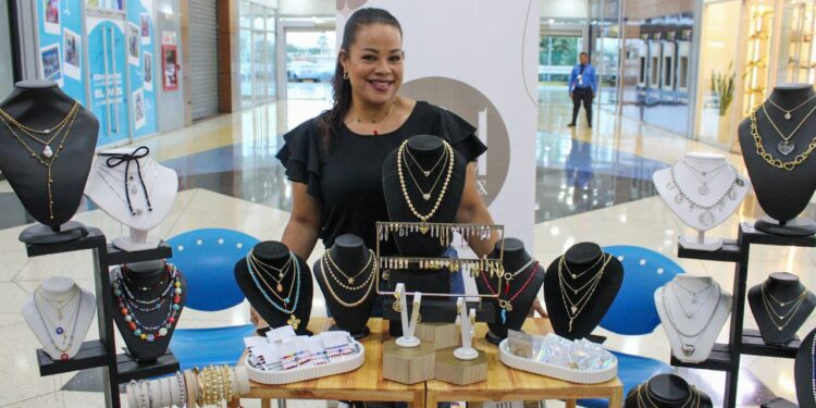 Maracaibo se llena de talento: Fomutur impulsa ferias para artesanos y emprendedores locales