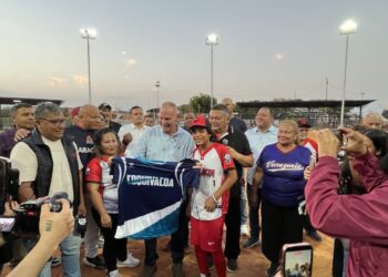 ¡Pequeña Liga de Béisbol Infantil Coquivacoa! Alcalde Di Martino: “El semillero del deporte es parte de nuestros misiles del amor”