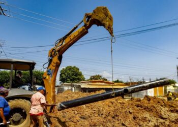 Zulia: Plan Rector de Aguas Servidas sustituye colector de 198 metros en la parroquia San Benito de Cabimas