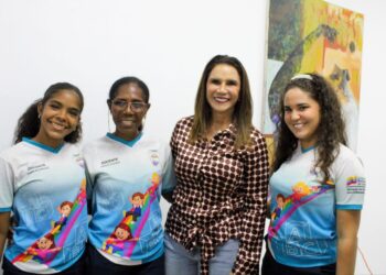 ¡Anuncia programación especial! Ana Clara de Di Martino: «Maracaibo tiene mujeres que enaltecen a la patria
