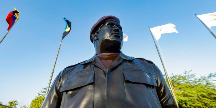 El pueblo zuliano selló su compromiso con legado de Hugo Chávez a 13 años de su siembra