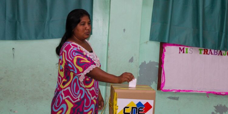 Balance 8M en Maracaibo: 100% de participación operativa en los centros de la Consulta Popular