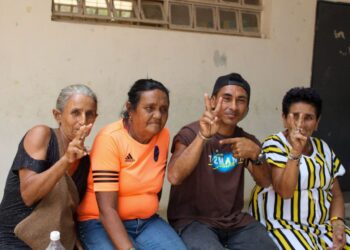 Hablan las comunidades votantes: «Estamos rodilla en tierra, el pueblo es el que manda”