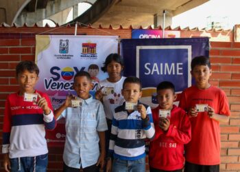 Niños y niñas reciben su primera cédula en la jornada ‘Soy Venezolano’