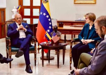 Diplomacia parlamentaria: AN recibe a delegación del Senado de EE. UU. y a Laura Dogu