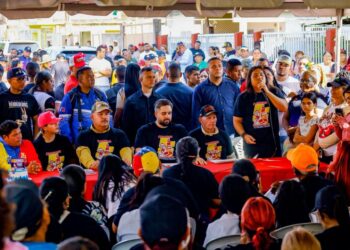Gobernador Luis Caldera traslada su gabinete a la parroquia Coquivacoa ¡Soluciones directas junto al pueblo!